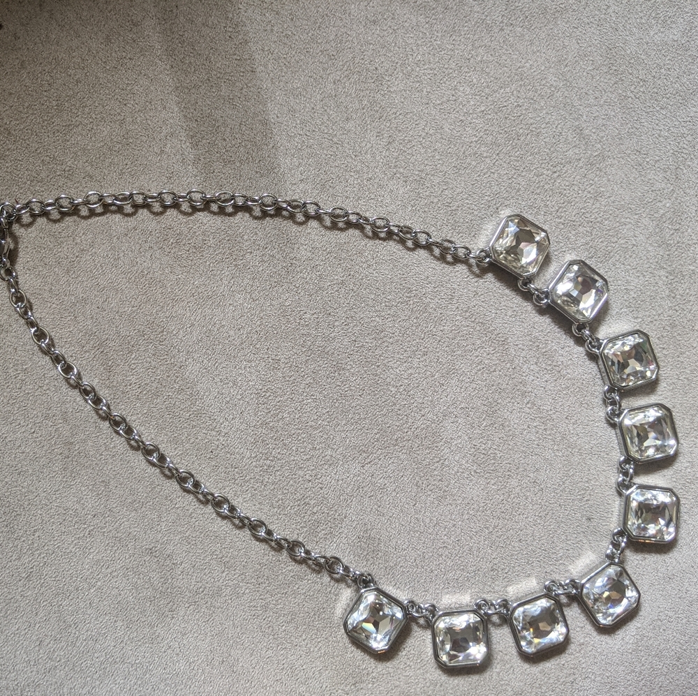 Chloe + Isabel chunky statement necklace nwot